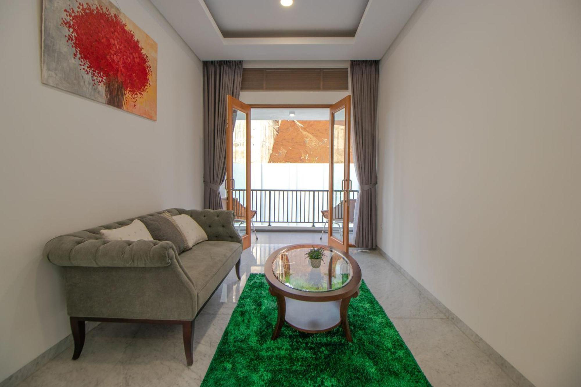 Family Only Private Pool With View - De Reiz Ara Syariah 4br Villa
