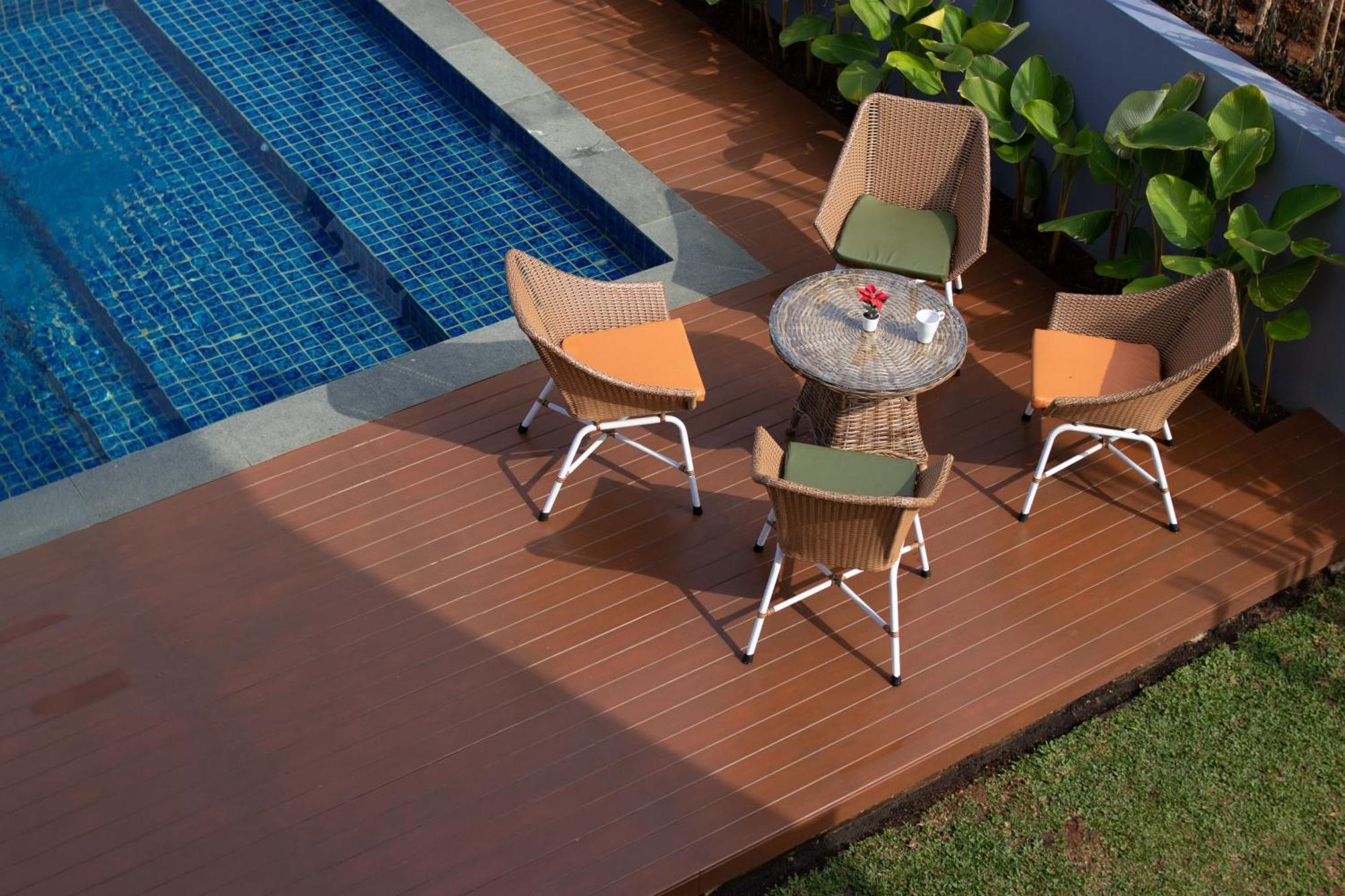 Family Only Private Pool With View - De Reiz Ara Syariah 4br *