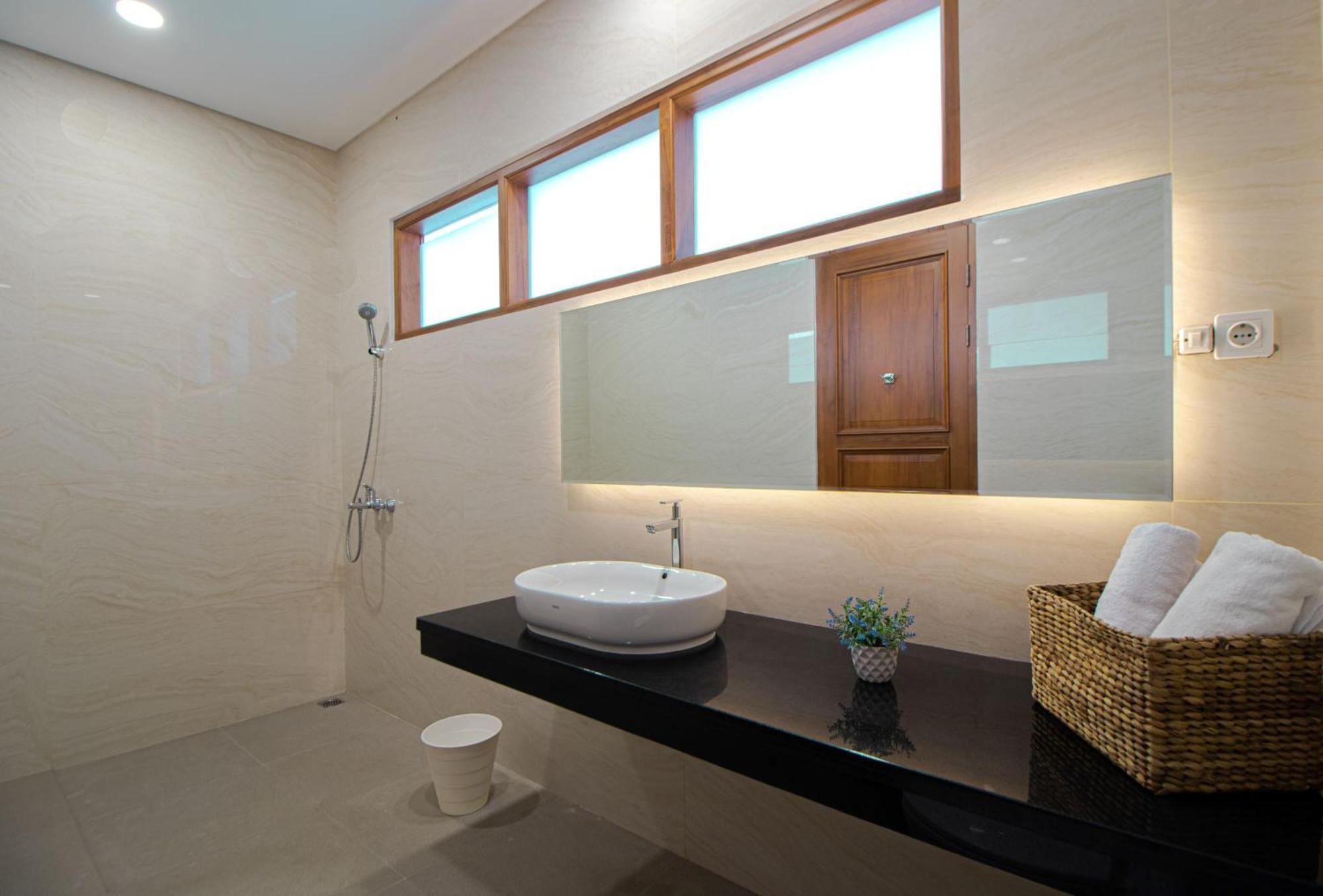 Family Only Private Pool With View - De Reiz Ara Syariah 4br